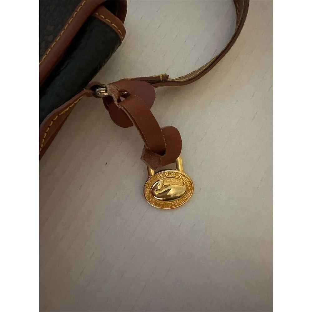 Dooney & Bourke Vintage Equestrian Crossbody Bag Navy Tan Leather - Picture 3 of 8